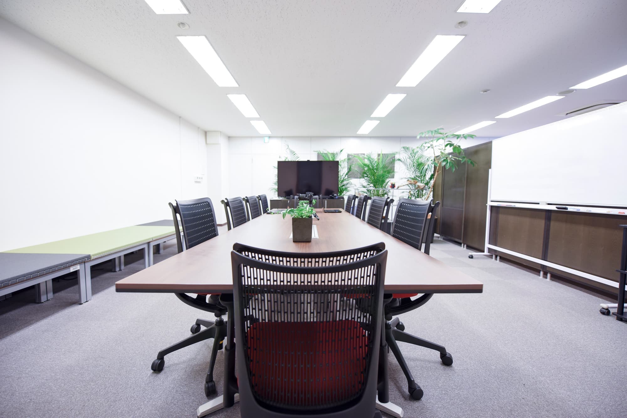 オフィス環境は改善！！